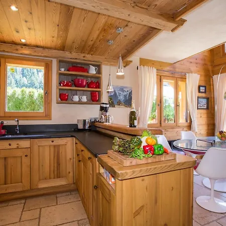 Chalet Les Chosalets Chalet Sleeps 8